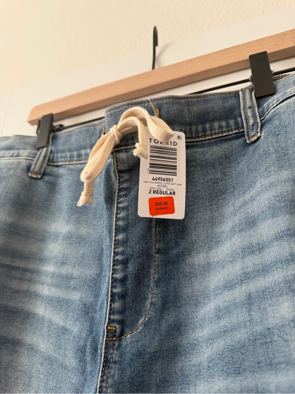 NWT TORIRD High-Rise Barrel Jean - SIZE 2 REGULAR - Picture 4 of 9